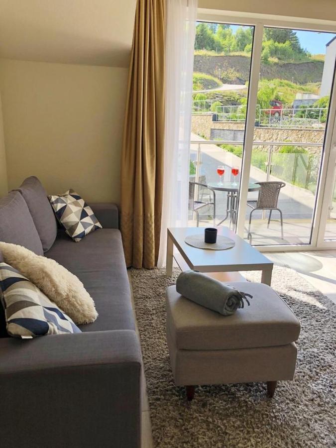 Atrakcyjny Apartament Czarna Gora Строне-Слёнске Экстерьер фото